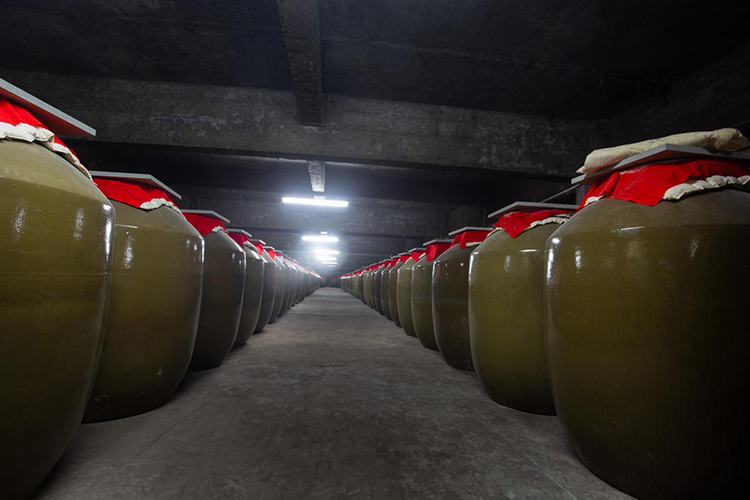 儲(chǔ)酒罐地下一千噸